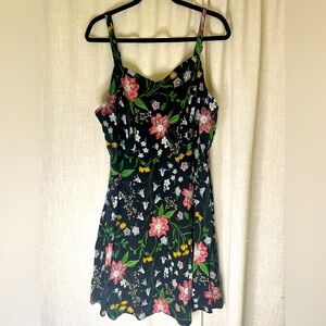Old Navy Black Floral Size 2X - Spaghetti Strap (adjustable)